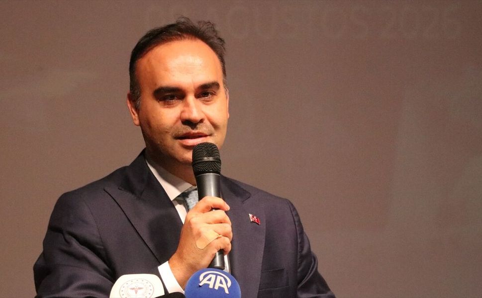 Bakan Kacır: Üretimin, yatırımın, istihdamın, ihracatın yanında olmaya devam edeceğiz