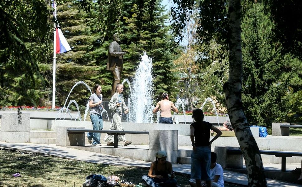 Balkan ülkeleri Sırbistan ve Hırvatistan'da, yeni bir sıcak hava dalgası etkili oluyor