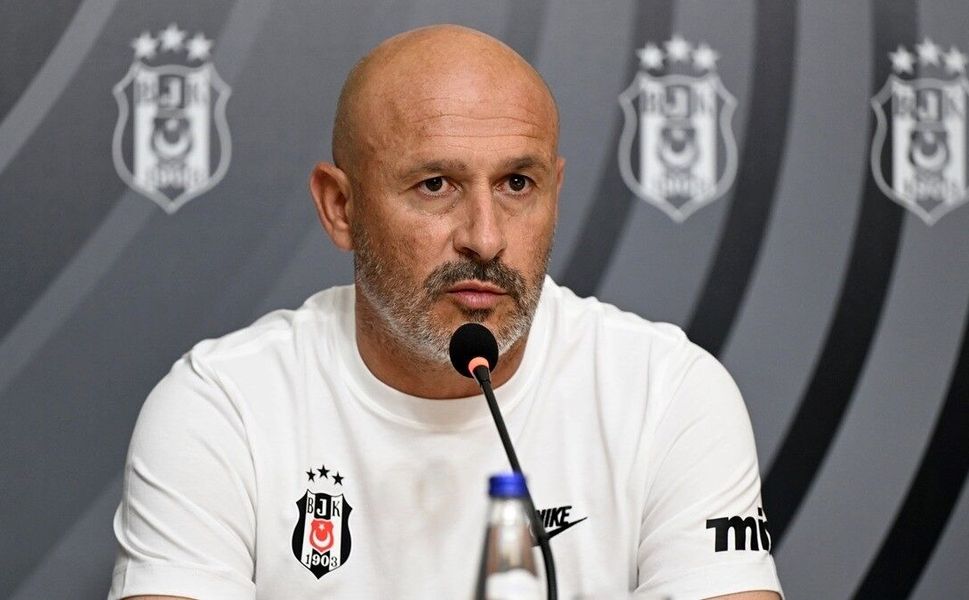 Beşiktaş Teknik Direktörü Vincenzo Italiano: Şu andaki tek odağımız ve hedefimiz Avrupa'da gruplara kalmak