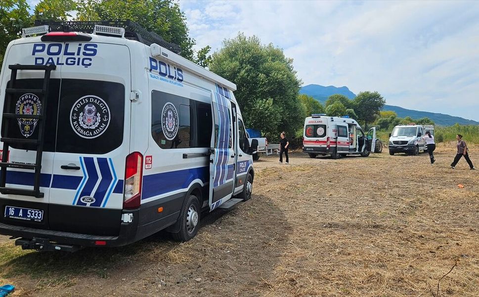 Bursa'da İznik Gölü'ne giren genç boğuldu