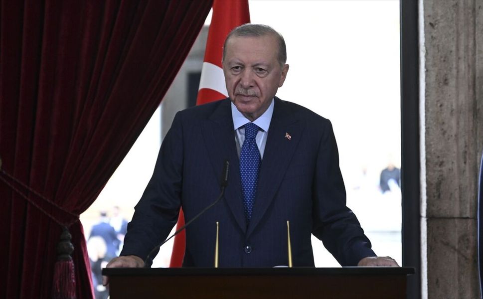 Cumhurbaşkanı Erdoğan: Milletimizin istiklaline kararlılıkla sahip çıkıyoruz