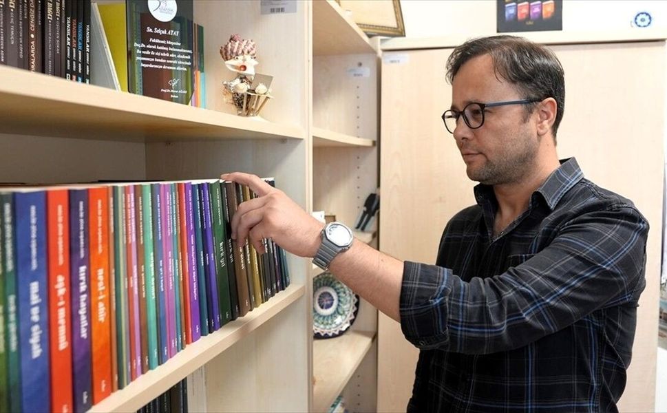 Halid Ziya Uşaklıgil'in kitaplaşmamış yazıları Karabük Üniversitesi öncülüğünde 65 ciltte toplandı
