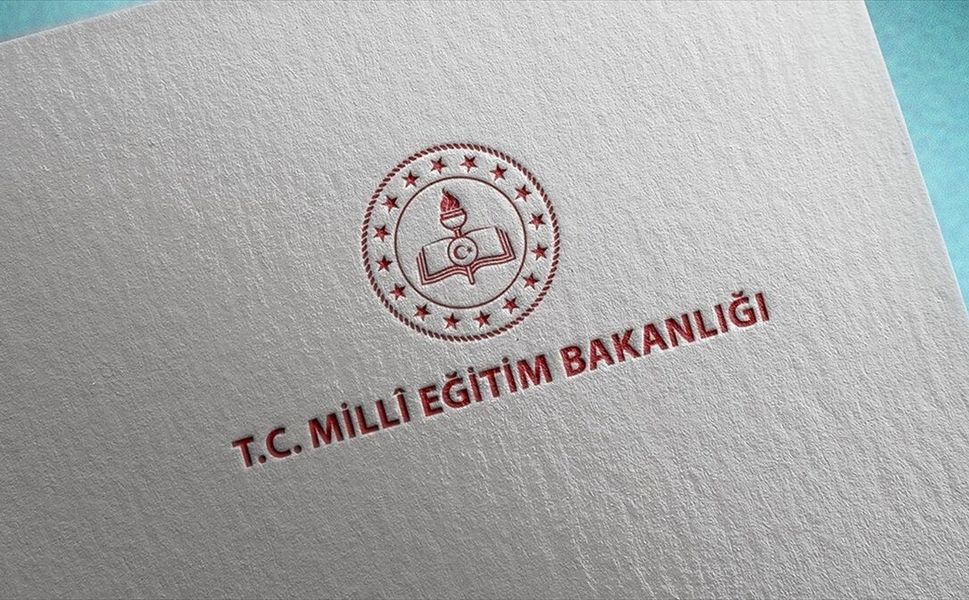 MEB'den izinsiz faaliyet yürüten yabancı okullardan Türk okullarına geçişe denklik imkanı