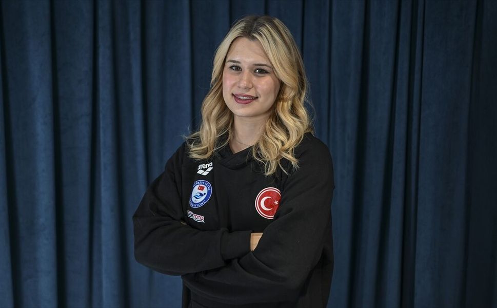 Milli para yüzücü Defne Kurt, Fransa'da Avrupa şampiyonu oldu