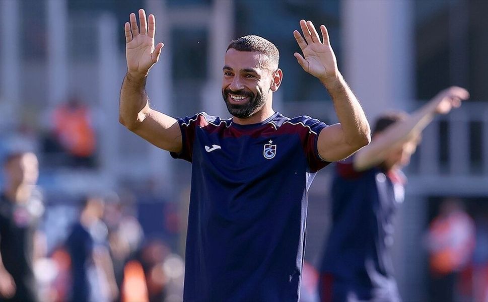 Muhammed Salah'ın Trabzonspor forması kısa sürede Kahire'de spor mağazalarında yayıldı