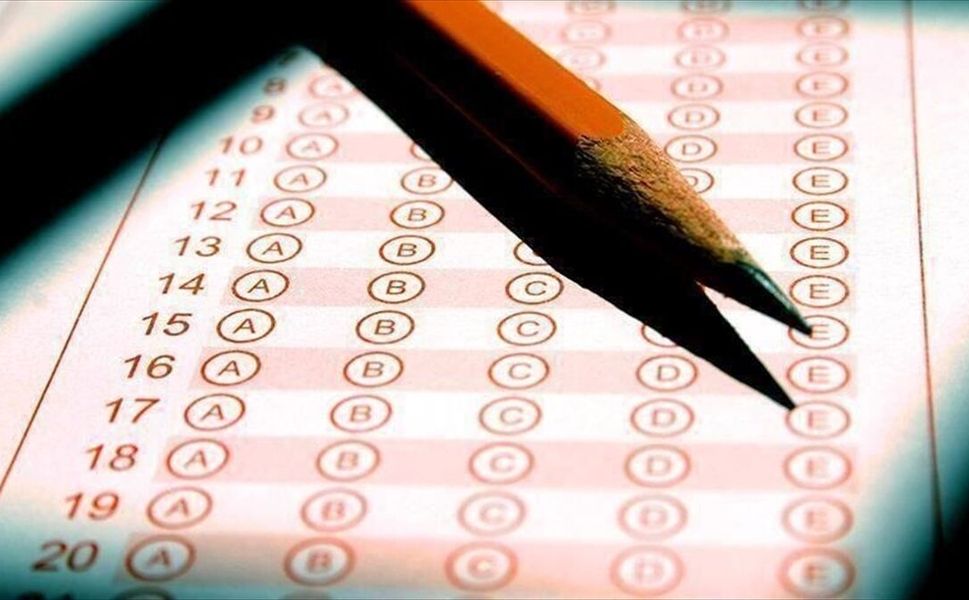 Üniversite adaylarına 'Sosyal medyanın yönlendirdiği tercihler kariyeri riske atabilir' uyarısı