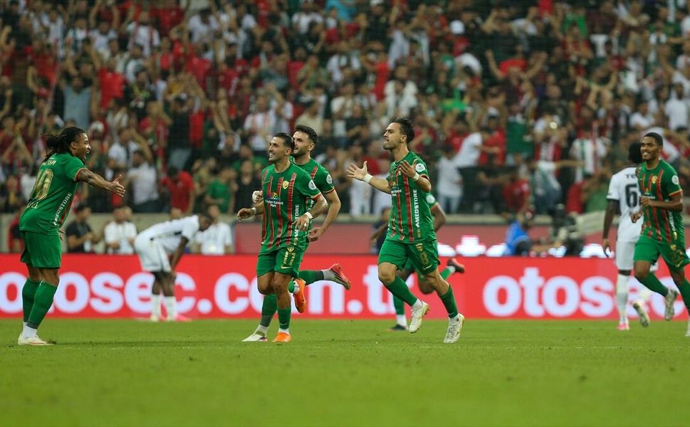 Amedspor, evinde Beşiktaş'ı mağlup etti