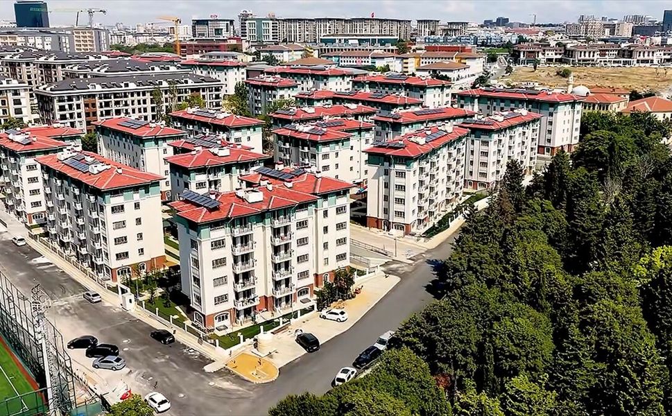 Bakan Kurum'dan İstanbul'da kentsel dönüşüm projeleriyle yenilenen konutlara ilişkin paylaşım