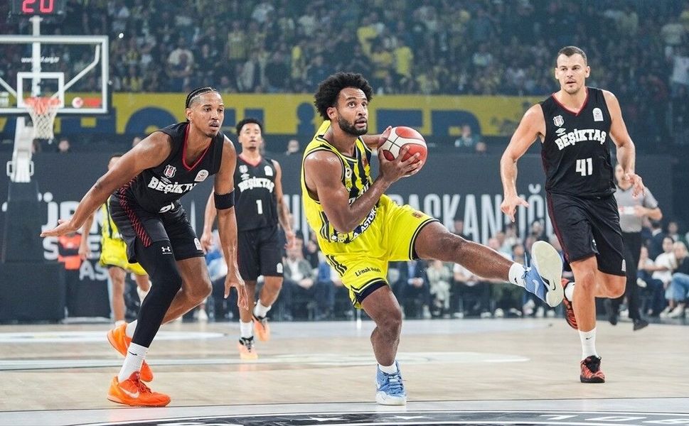 Basketbolda Erkekler Cumhurbaşkanlığı Kupası'nı Fenerbahçe kazandı