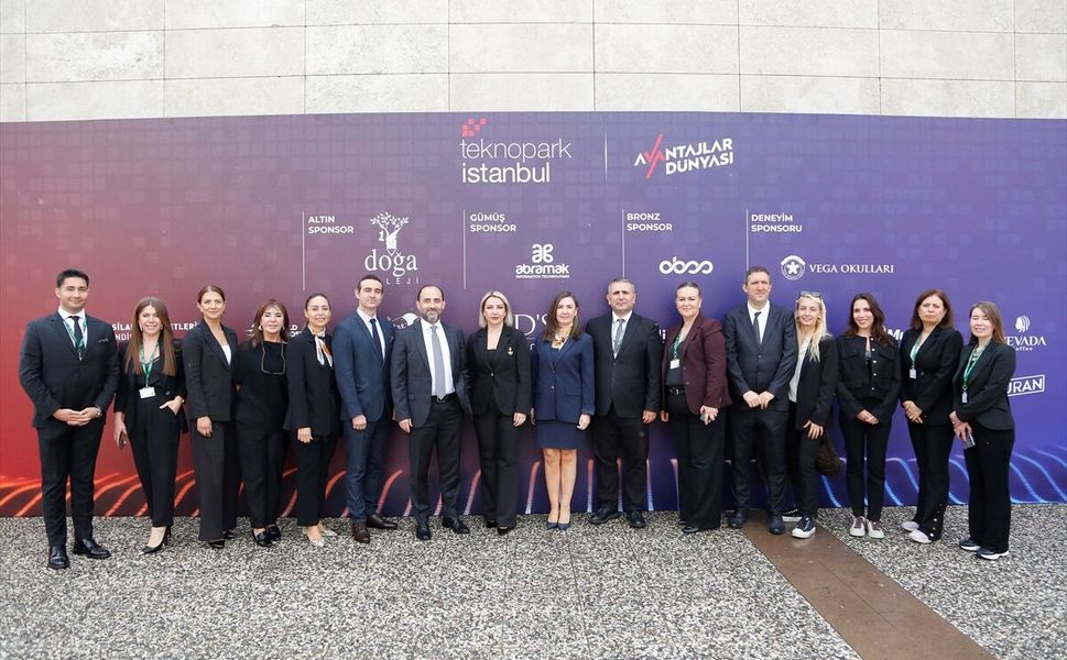 Doğa Koleji öğrencilerinin teknoloji projeleri Teknopark İstanbul'da sergilendi
