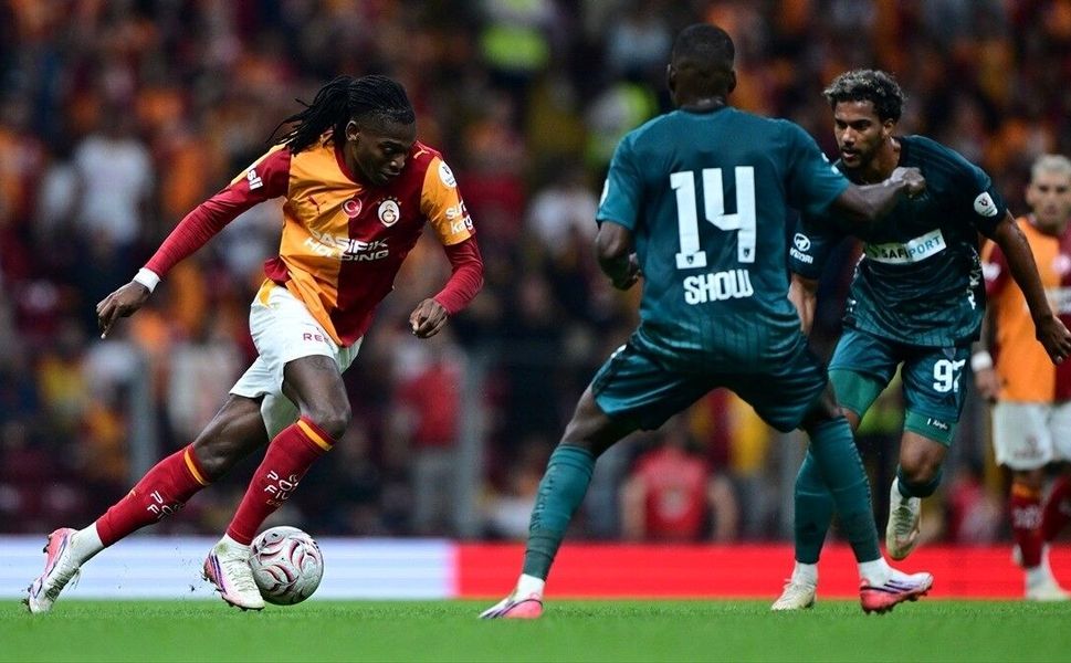 Galatasaray, konuk ettiği Kocaelispor'u mağlup etti