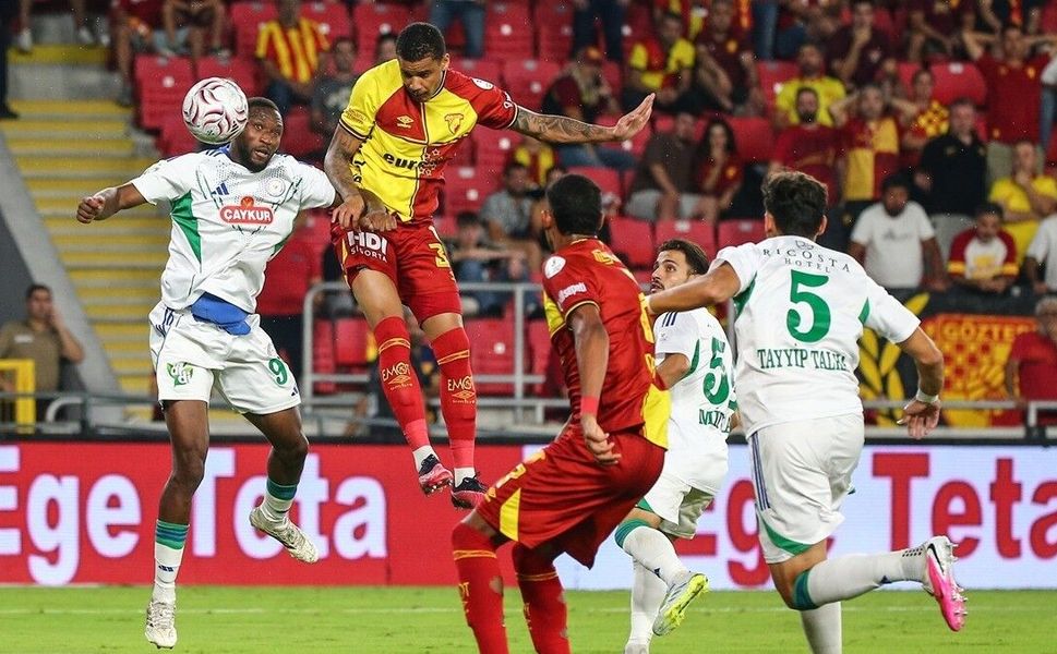 Göztepe ile Çaykur Rizespor 2-2 berabere kaldı