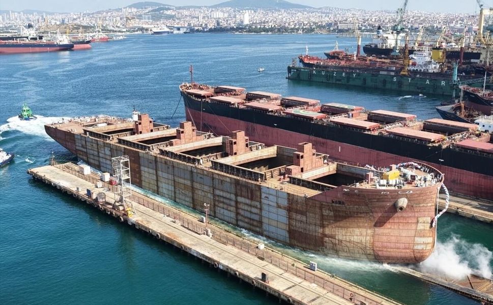 HABAŞ 'M/V Gülsel Hanım' gemisini denize indirdi