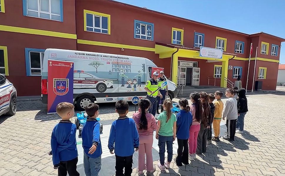 İçişleri Bakanı Çiftçi, 81 ildeki okullarda ve çevrelerinde uygulanacak güvenlik