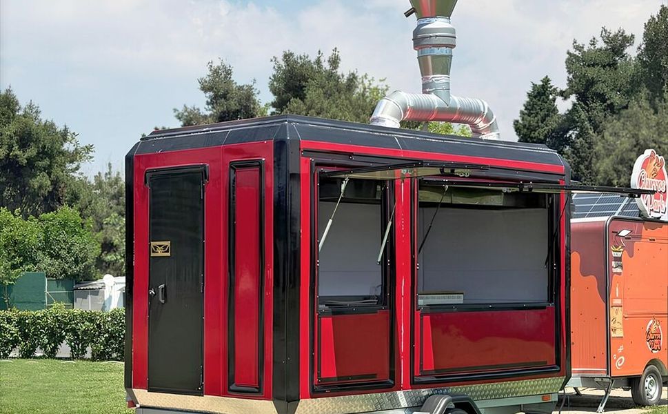 Karmod römorklu mobil satış büfelerini satışa sundu