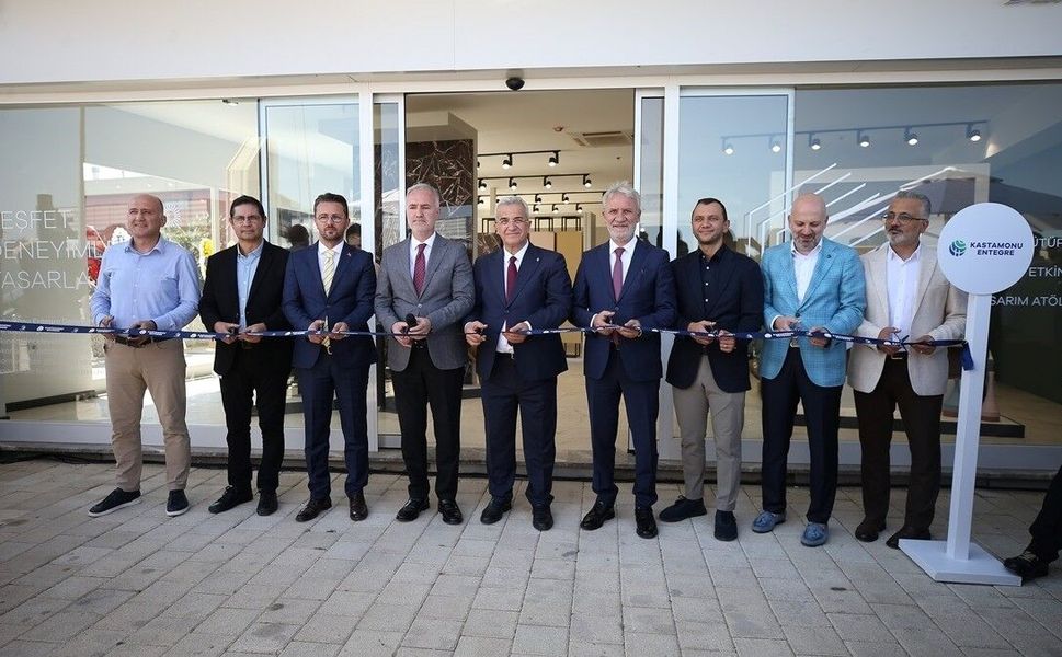 Kastamonu Entegre, tasarım ve üretimi buluşturan yeni deneyim merkezini Bursa'da açtı