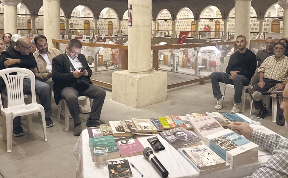 Manisa'nın edebi hafızası tarihi Kurşunlu Han'da canlandı