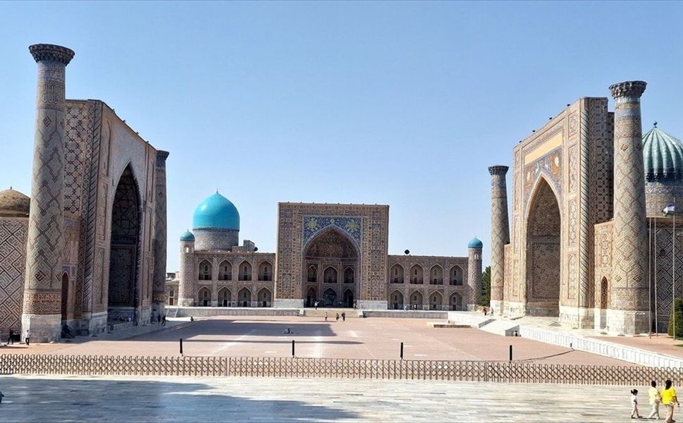 Türk-İslam medeniyetinin kadim merkezlerinden Özbekistan 35 yaşında