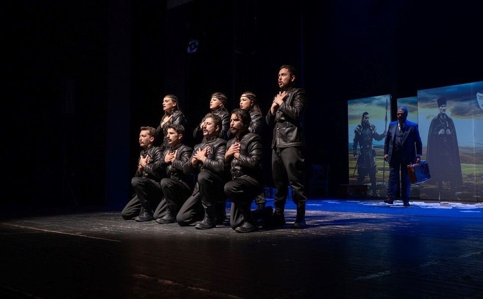 Ziya Gökalp'i anlatan 'Göğe Yazılmış Bir Alp' eserinin Balkan turnesi Kosova'da tamamlandı