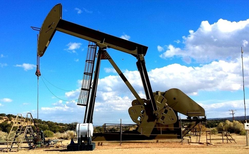 ABD'nin İran'a yeni saldırı hazırlığı iddiaları Brent petrol fiyatını yüzde 4'ten fazla yükseltti