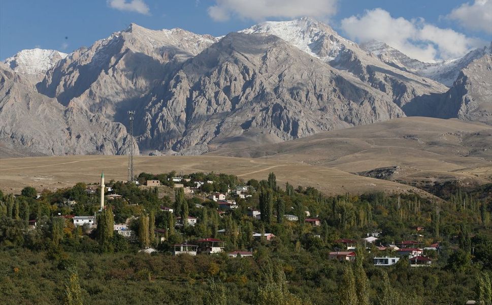 Aladağlar'ın doğal güzellikleri fotosafariyle belgelenecek