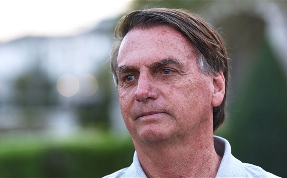 Brezilya'da seçimi kaybeden Bolsonaro, yurt dışı çıkış yasağına rağmen Arjantin üzerinden ABD'ye kaçtı