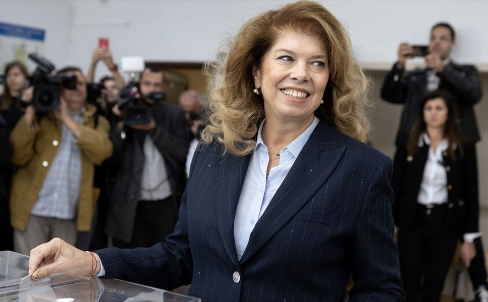 Bulgaristan'da sandık çıkış anketlerine göre mevcut cumhurbaşkanı seçimi önde götürüyor