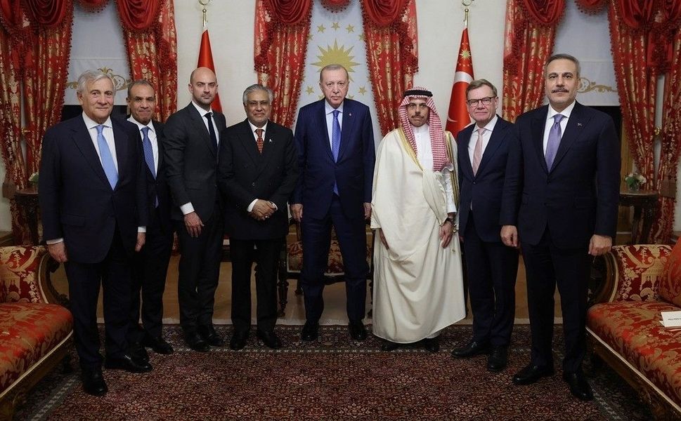 Cumhurbaşkanı Erdoğan, Türkiye'ye gelen bazı ülkelerin dışişleri bakanlarını kabul etti