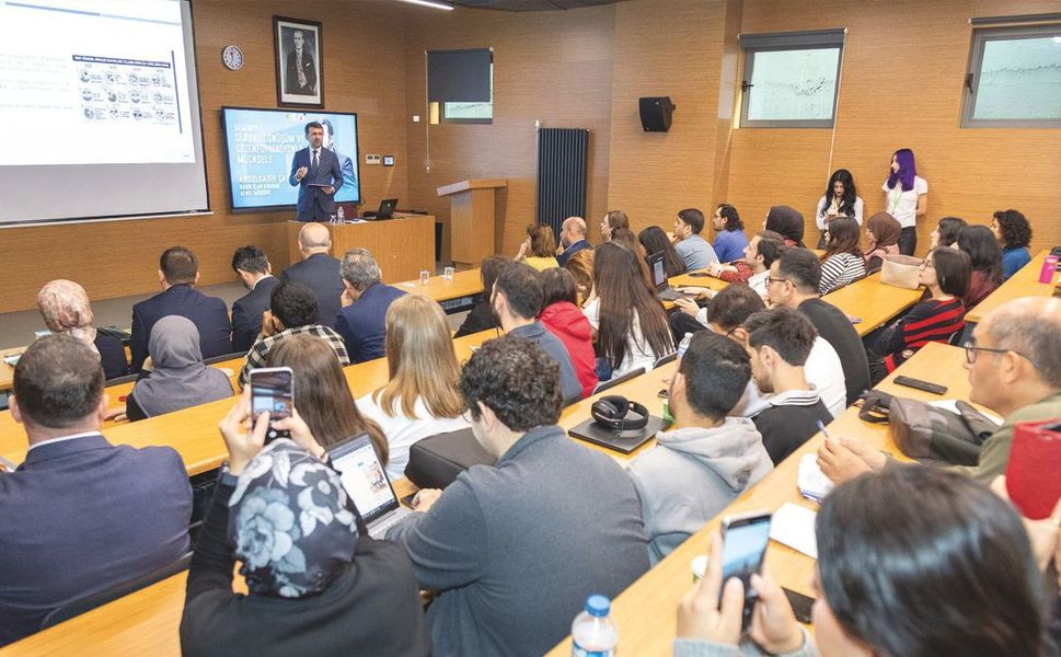 Genel Müdür Abdulkadir Çay, İstanbul Üniversitesi öğrencileriyle buluştu