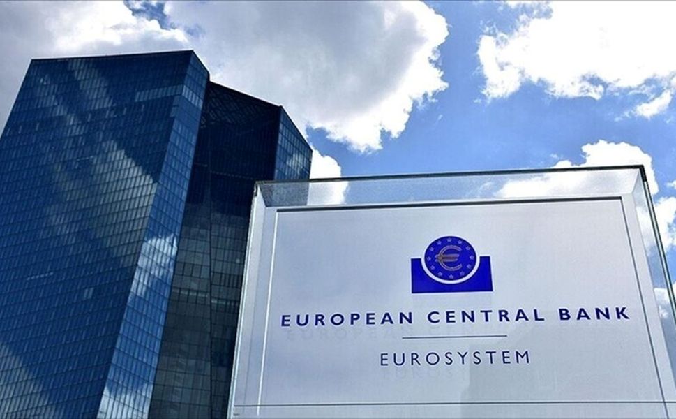 ECB, enflasyon ve zayıf büyüme ikilemiyle faiz kararını verecek