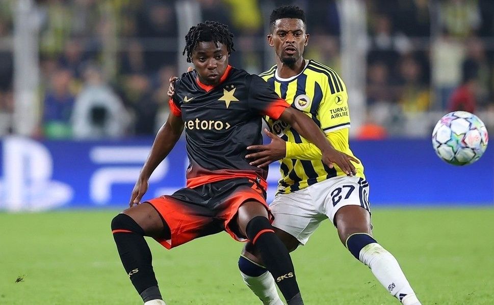 Fenerbahçe, galibiyeti son dakikada kaçırdı