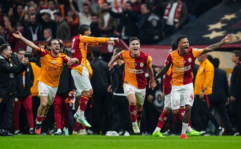 Galatasaray, Süper Lig tarihinde en fazla galibiyet alan ünvanının yeni sahibi oldu