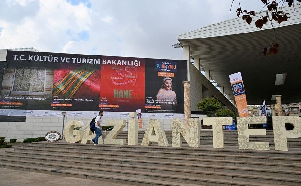 GastroAntep Kültür Yolu Festivali kapsamında Zeugma Mozaik Müzesi'nde 4 sergi açıldı