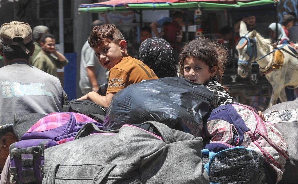 İsrail, saldırılarıyla felakete neden olduğu Gazze'de Filistinlileri sürgün planından vazgeçmedi