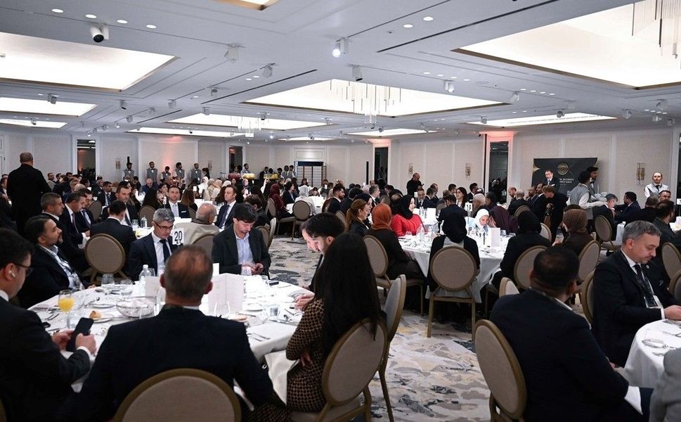 Londra'da düzenlenen '6. Küresel İş Mükemmelliği Galası' dünya iş liderlerini buluşturdu