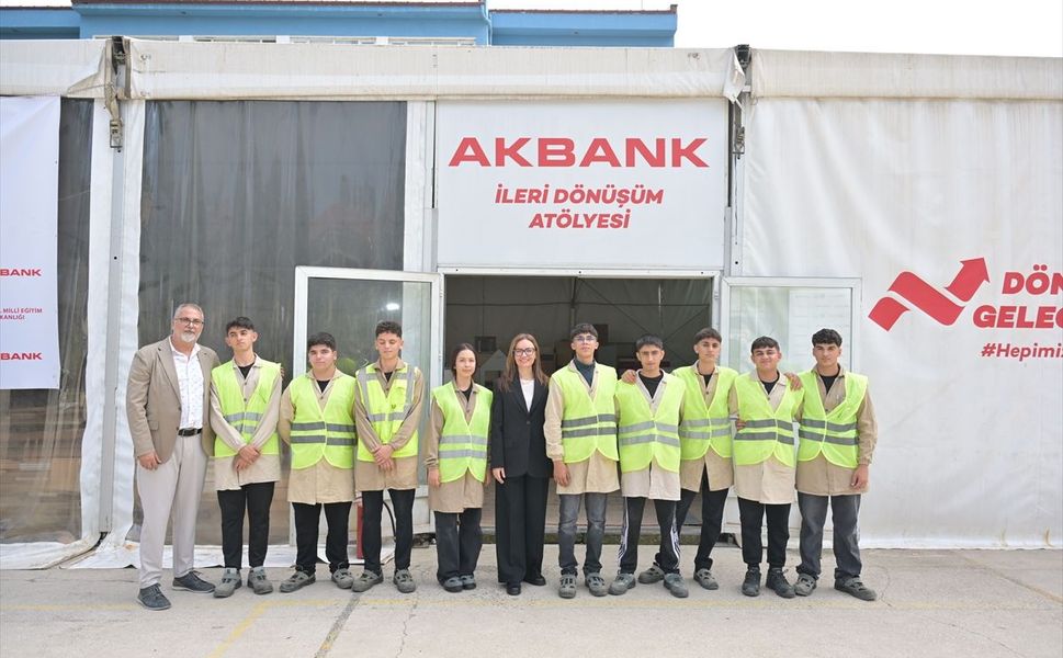 Milli Eğitim Bakanlığı ve Akbank ileri dönüşümü mesleki eğitime taşıyor
