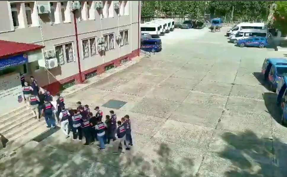 Osmaniye merkezli 8 ilde yasa dışı bahis suçuna yönelik operasyonlarda 59 şüpheli yakalandı