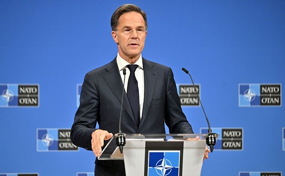 Rutte, NATO'nun gerektiğinde Rusya'nın hibrit saldırılarına karşılık vereceğini söyledi