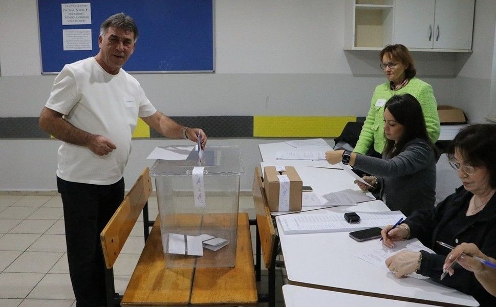 Trakya'daki çifte vatandaşlar Bulgaristan'daki cumhurbaşkanı seçimi için sandık başına gitti