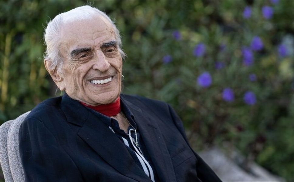 Türk müziğinin usta ismi Alpay yarın son yolculuğuna uğurlanacak