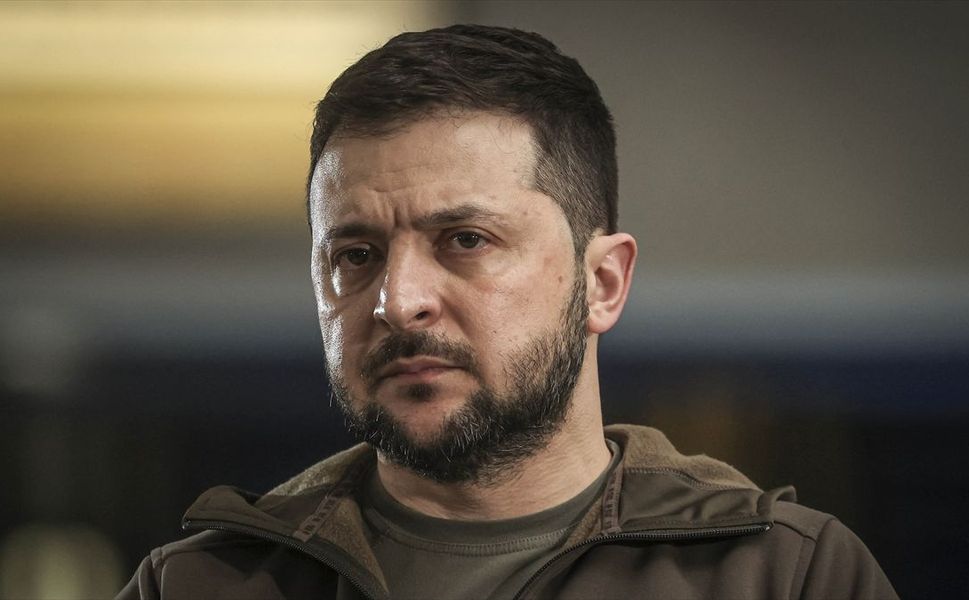 Zelenskiy, Rus petrol rafinerilerine yönelik saldırıları yeniden başlatacaklarını duyurdu