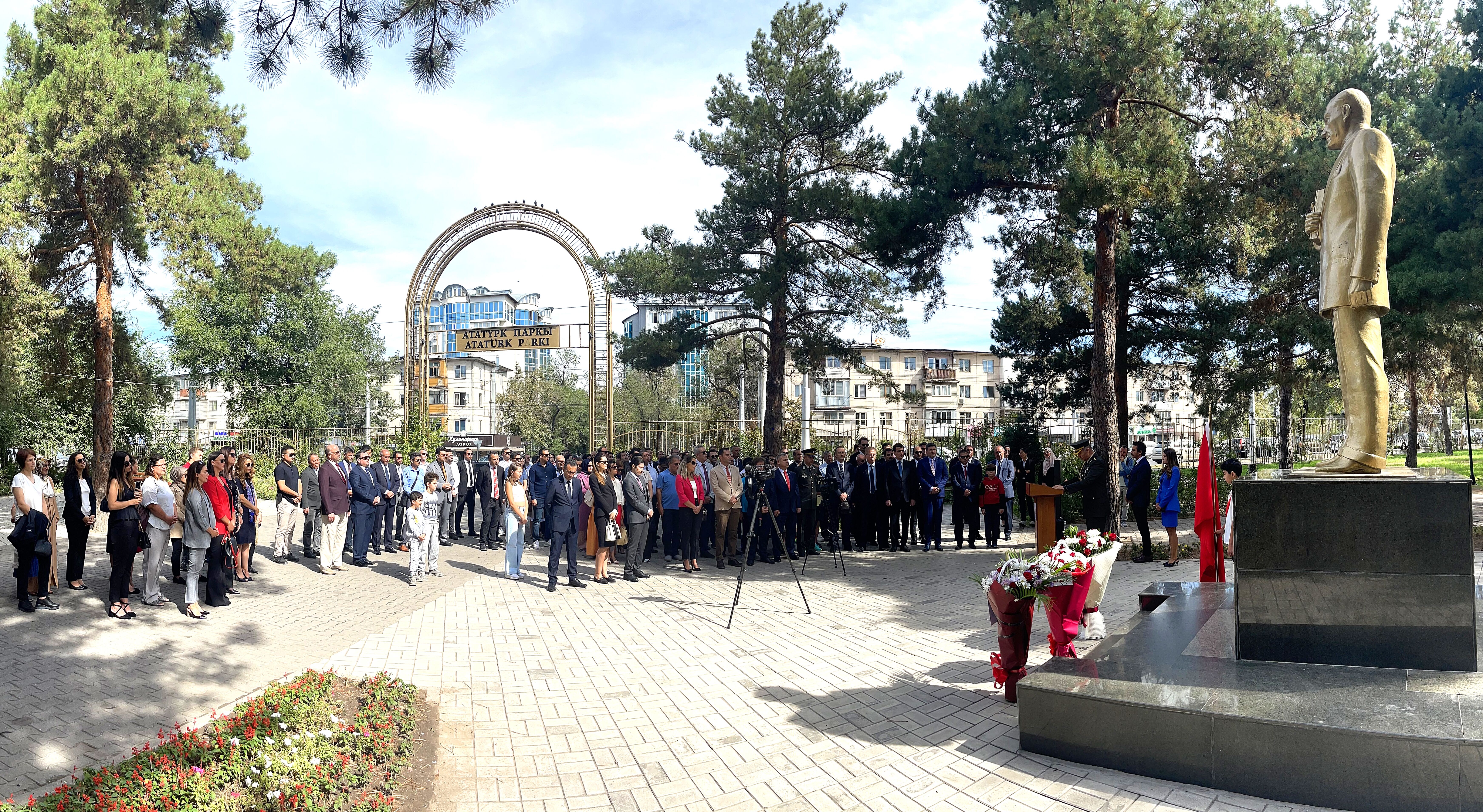 AA-20230830-32024794-32024792-KIRGIZISTANDA_30_AGUSTOS_ZAFER_BAYRAMI_DOLAYISIYLA_TOREN_DUZENLENDI