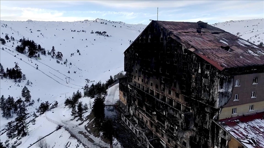 Kartalkaya'daki otel yangınına ilişkin 9 kişi daha gözaltına alındı
