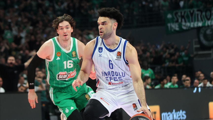 Anadolu Efes, yarın Panathinaikos'u konuk edecek