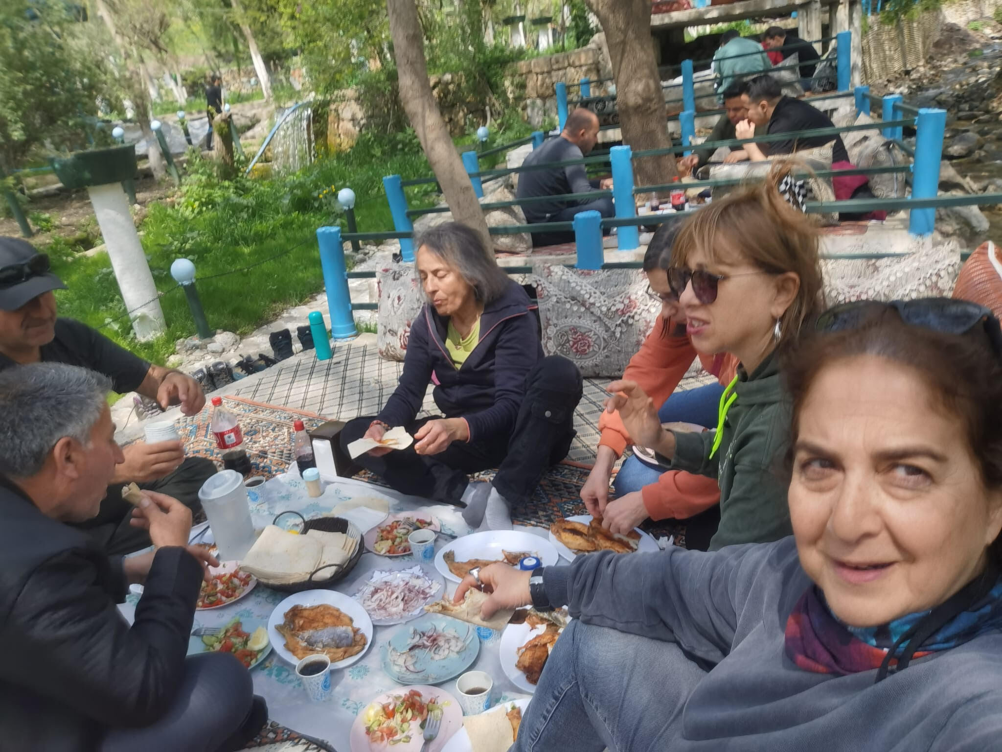 Şemdinli Yolu Yer Sofrası Keyfi
