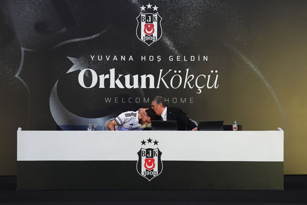 Serdal Adalı: Beşiktaş formasını Orkun Kökçü'ye giydirmenin mutluluğunu yaşıyoruz