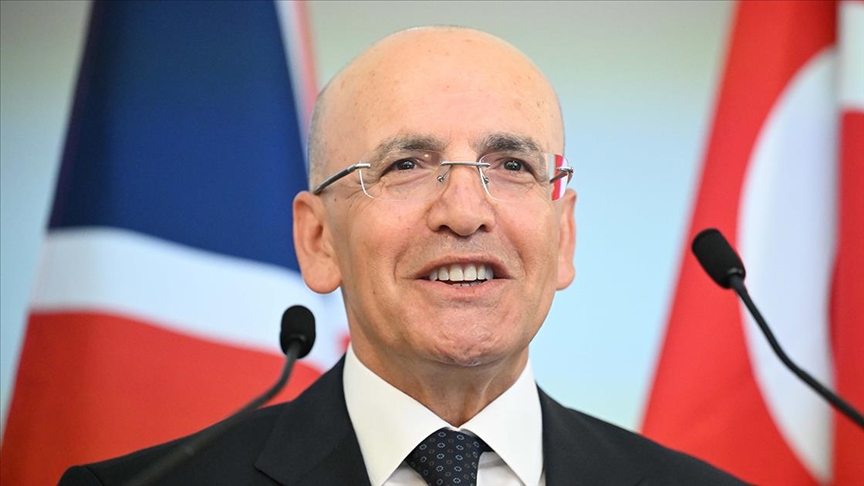 Bakan Şimşek, Londra'da yatırımcılarla bir araya geldi