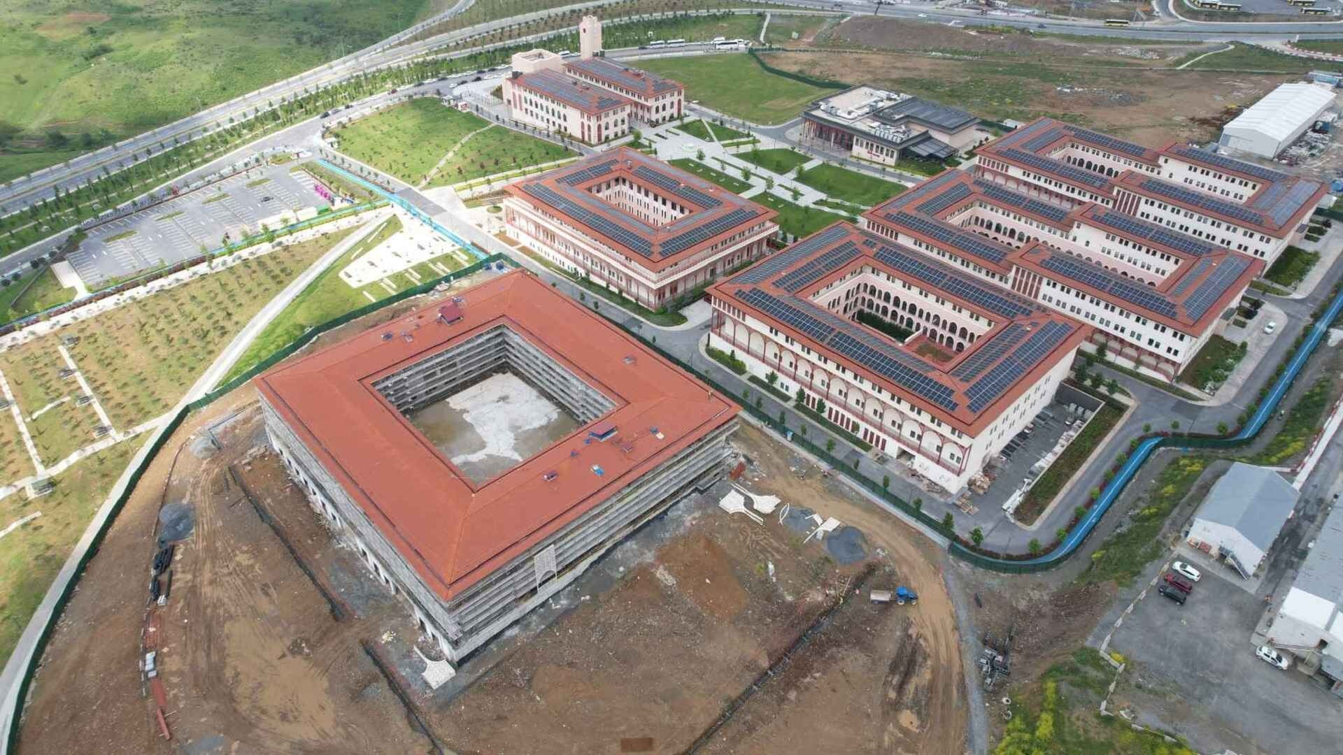 0X0 Ibn Haldun Universitesi Ges Faaliyete Gecti 3 Jpg
