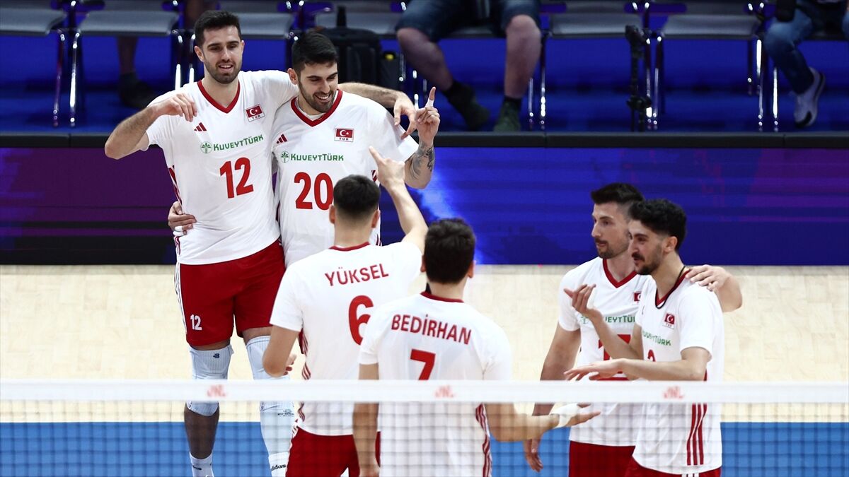A Milli Erkek Voleybol Takımı, Çin'i 3-0 mağlup etti
