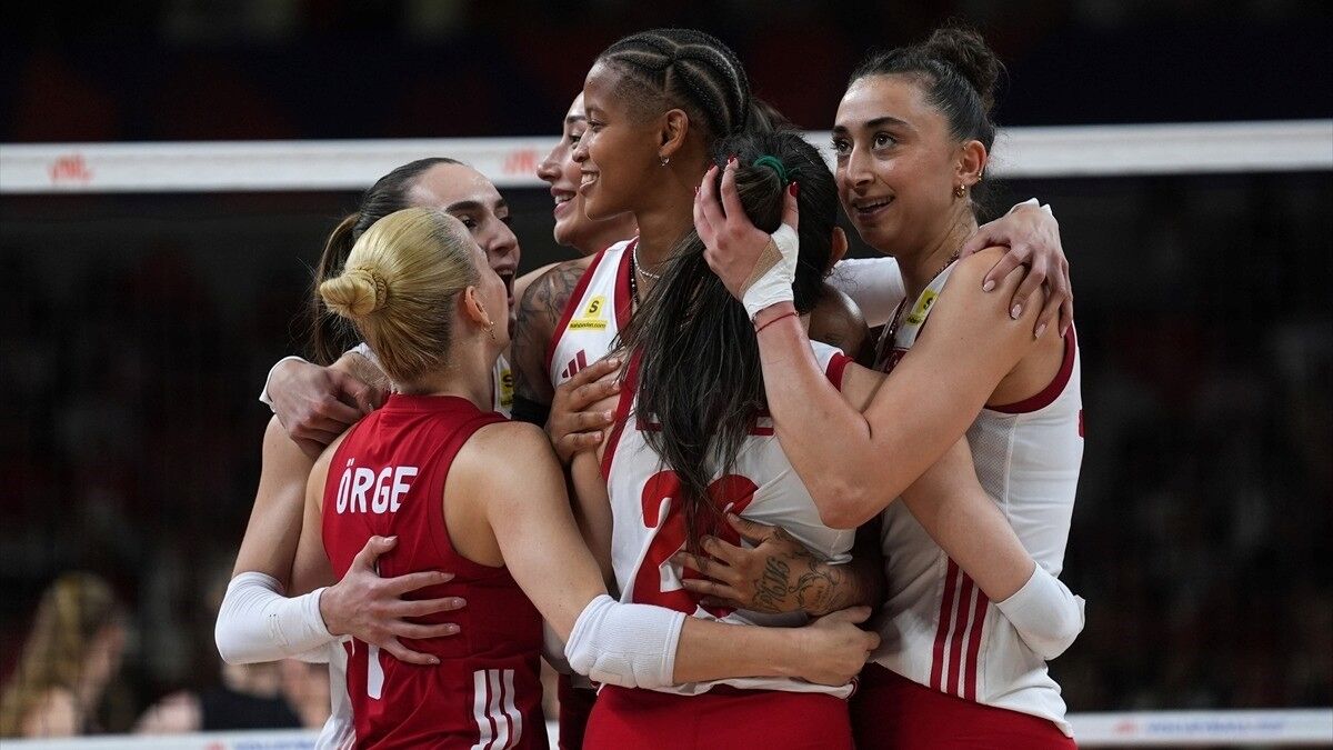 A Milli Kadın Voleybol Takımı, Almanya'yı 3-2 yendi